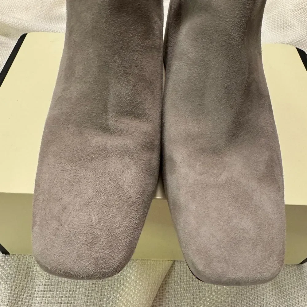 NWOT Vince. Grey suede square toe low block heel Chelsea boots size 7.5 or 38
